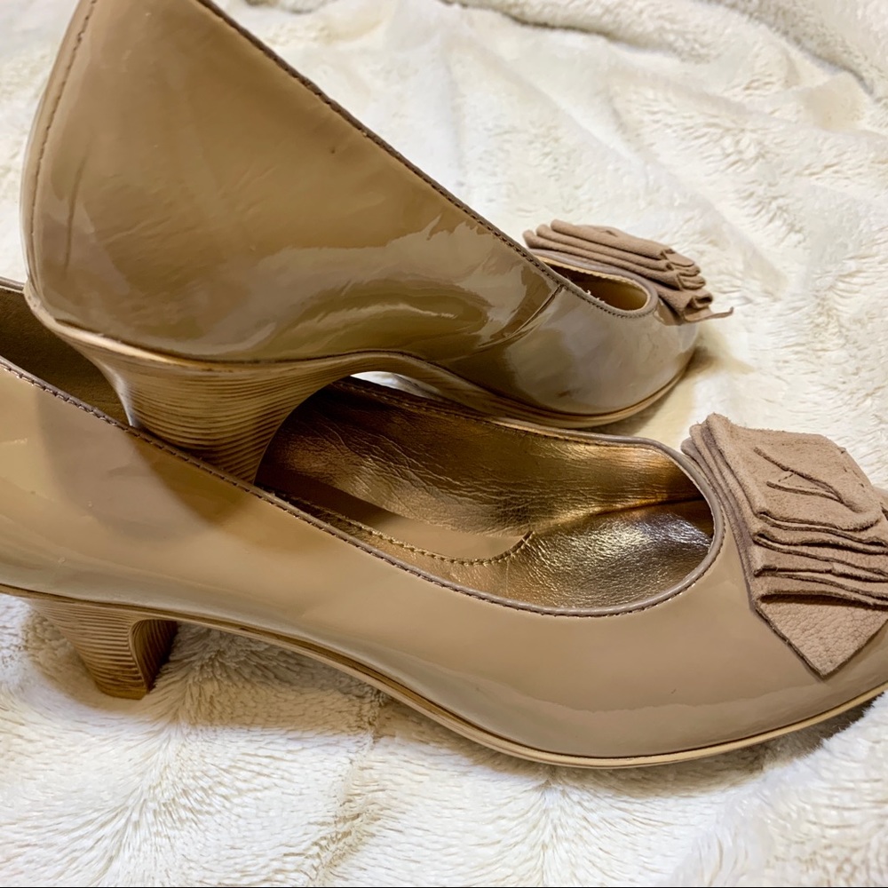 Sofft Nude High Heel Shoes